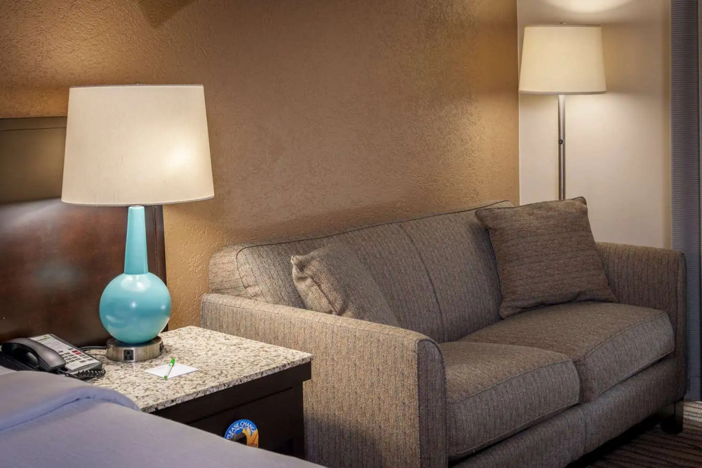 Holiday Inn Cleveland Strongsville Arpt