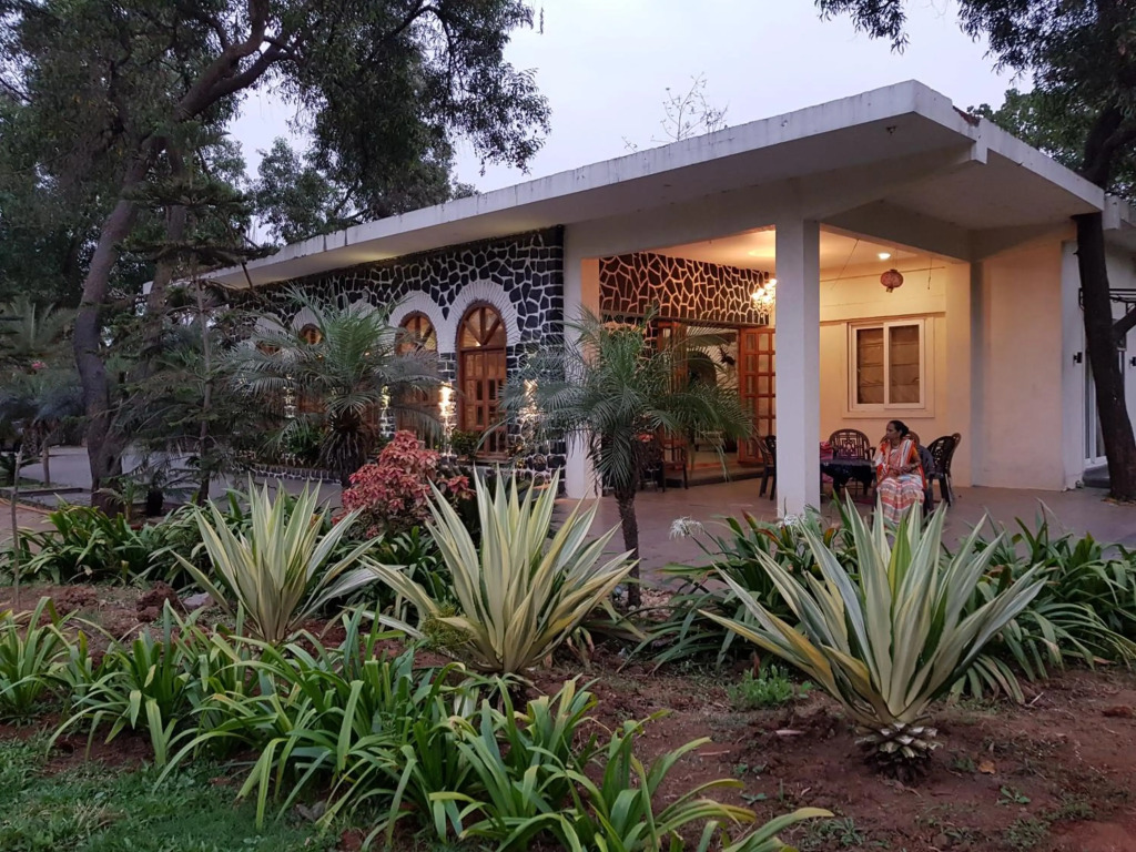 Luxurious Vintage Villa