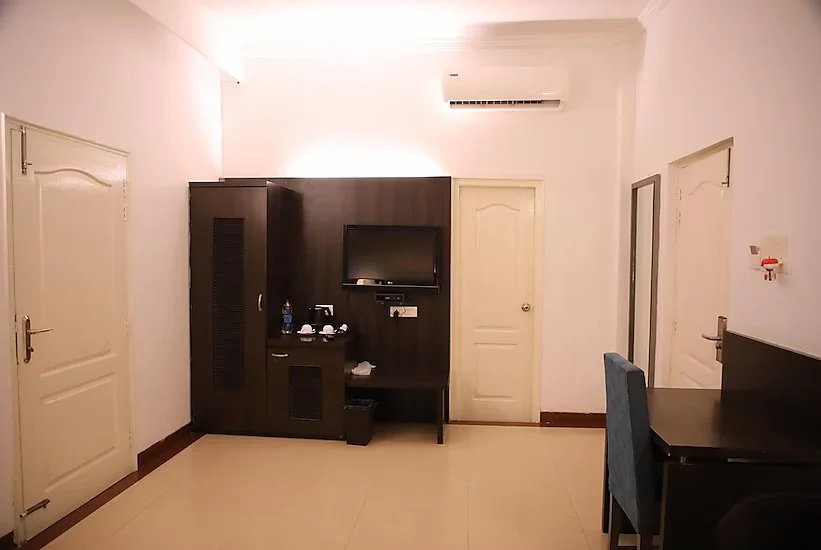 Status Club Resort