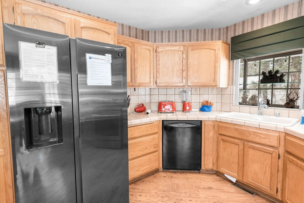 Peniche's Cabin -free Ski/snowboard Rental! -3br/2ba/foosball/wifi/smart Tvs/fenced Yard 3 Bedroom Home