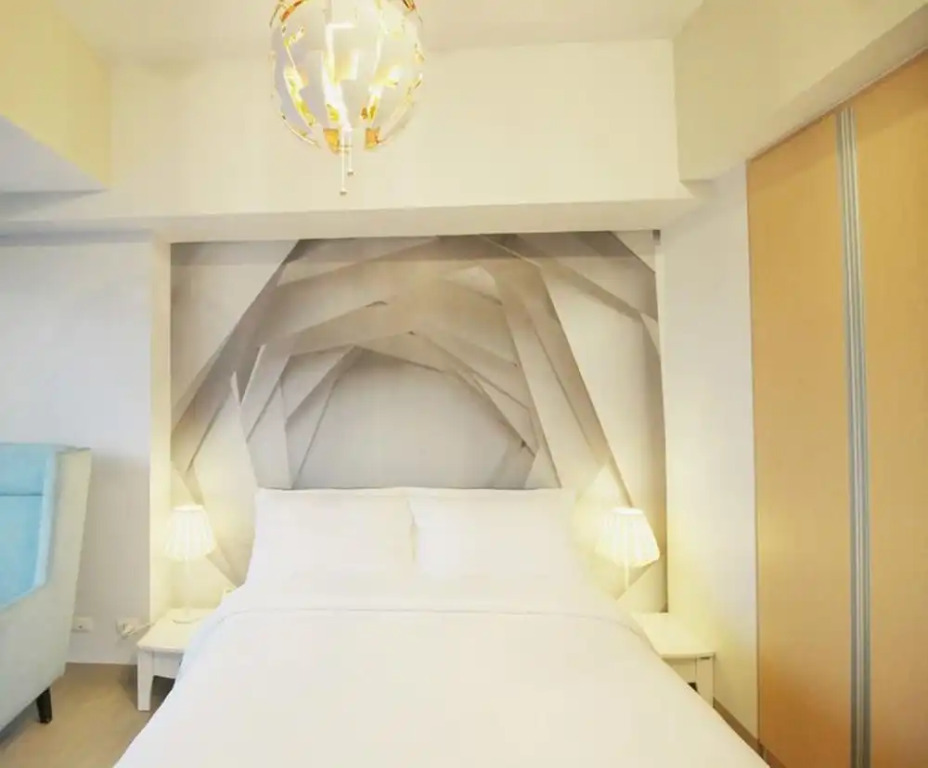 MaxStays - Max Style @ One Eastwood Avenue