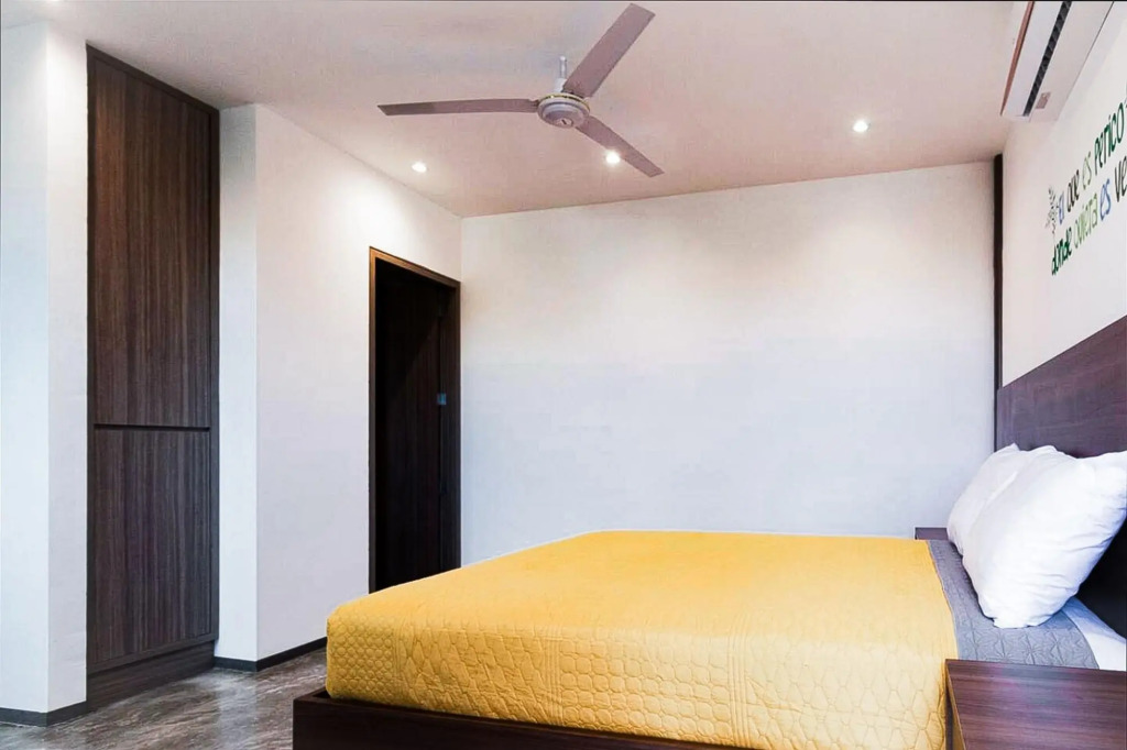 ~ Private CONDO in Awesome Complex ~ POOL + ROOFTOP Lounge ~ Walk to 5ª Avenida & Beach!
