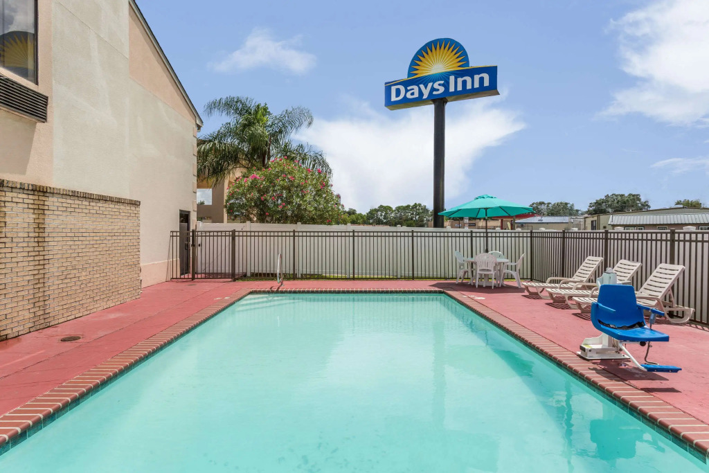 Motel 6 Houma, LA