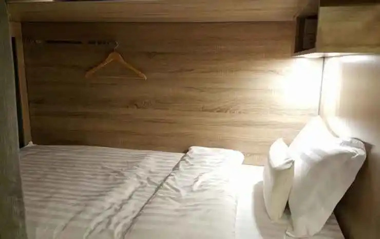To Bed Poshtel
