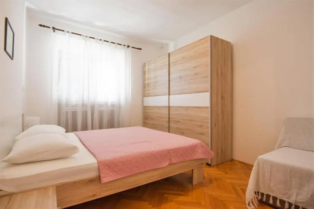 Apartments Krešo