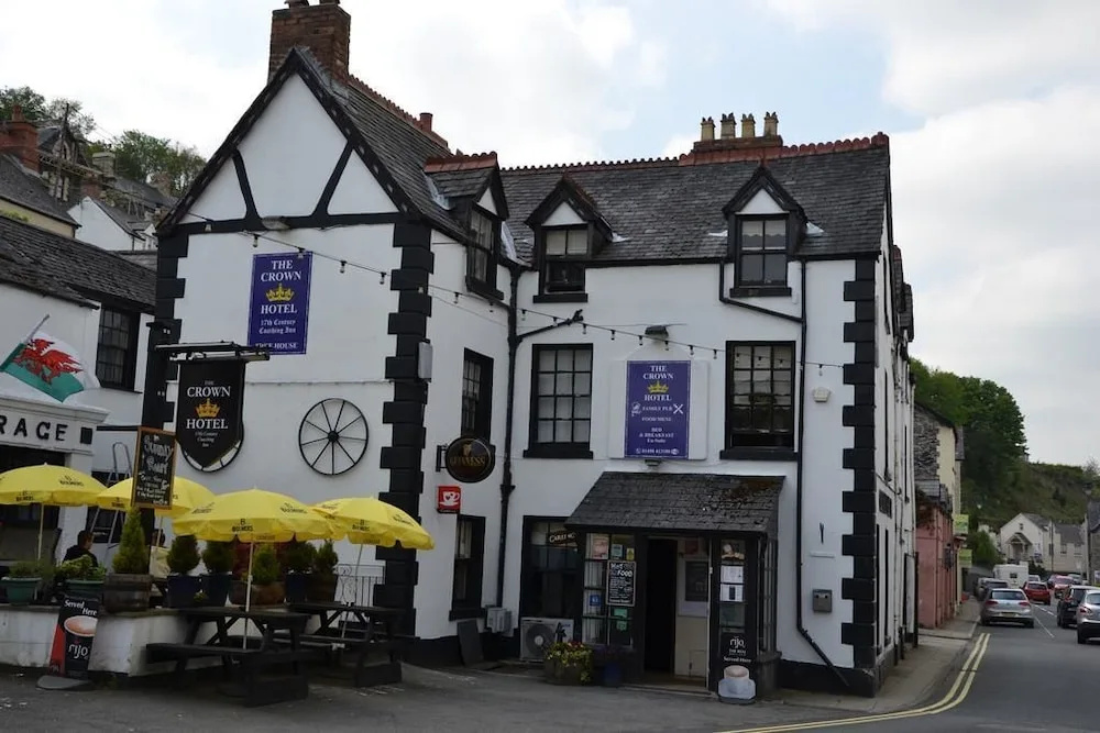 The Crown Hotel