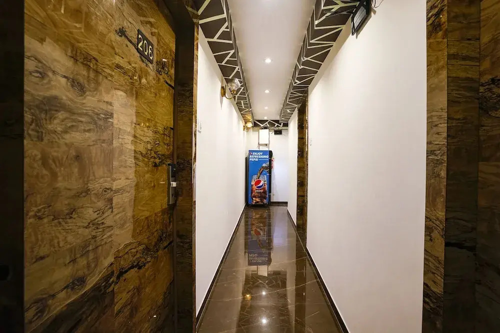 FabHotel Atithi Residency I - Nr BKC