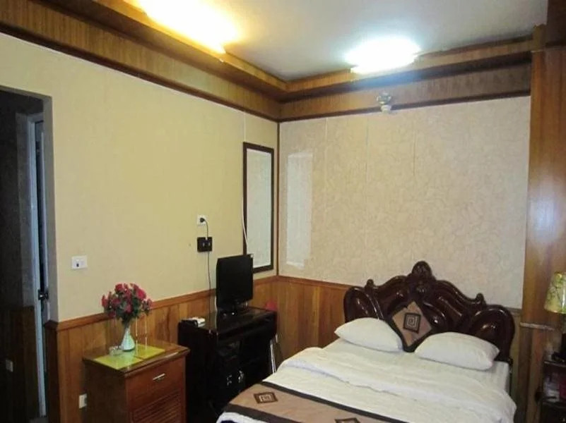 Valentine Hotel - Hong Ha
