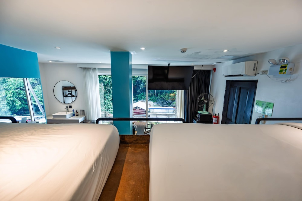 J Boutique Hotel El Nido Managed by H Hospitality Group