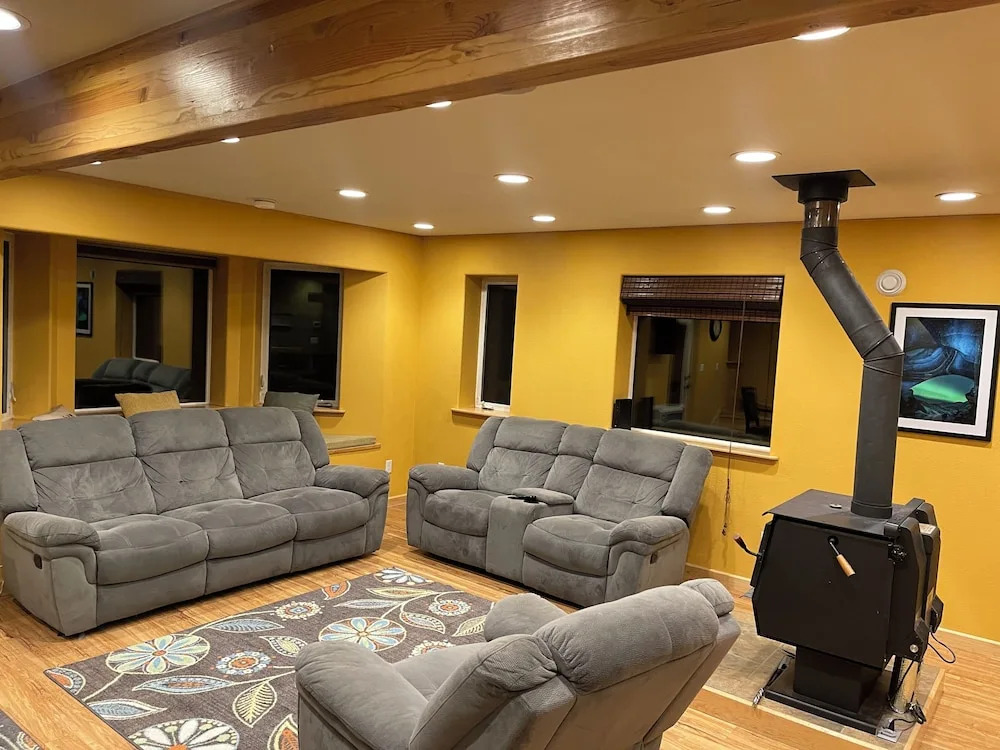 Cloudberry Cabin