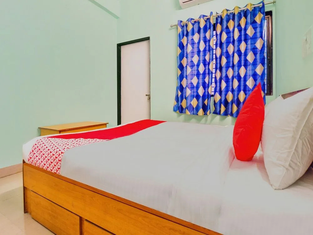 Oyo Flagship 29595 Hotel Akash Executive