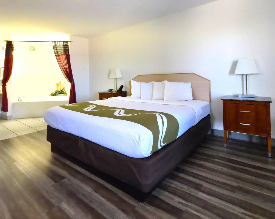 Quality Inn & Suites Lake Havasu City