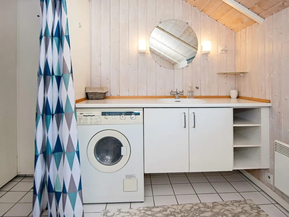 Spacious Holiday Home in Hemmet With Whirlpool
