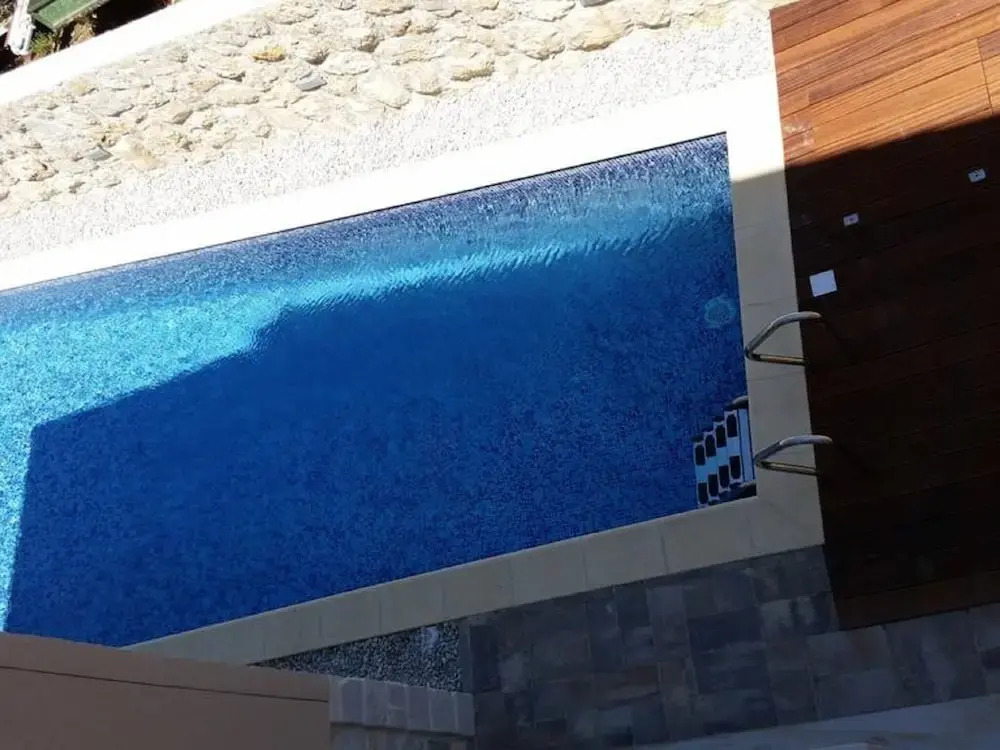 Apartments Villa Rustica ST - Two-Bedroom Apartment with Balcony and Shared Pool prizemlje