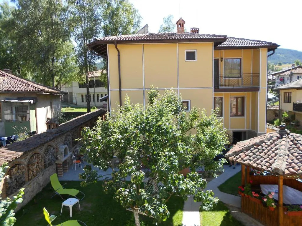 Guest House Tsenovi