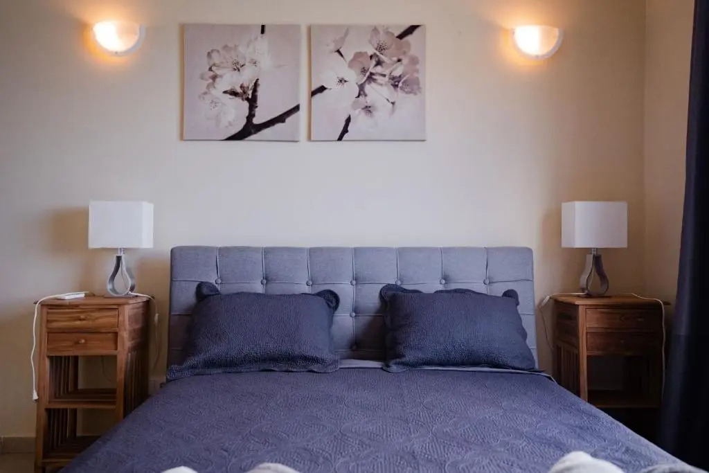 Outstanding 2 Bedroom Beach Front Suite 3