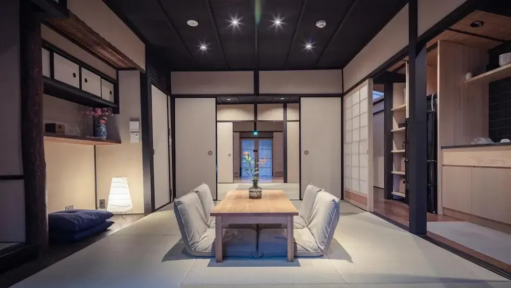 <Kyoto Machiya Kouhaku>Musha(香柏 無舎)