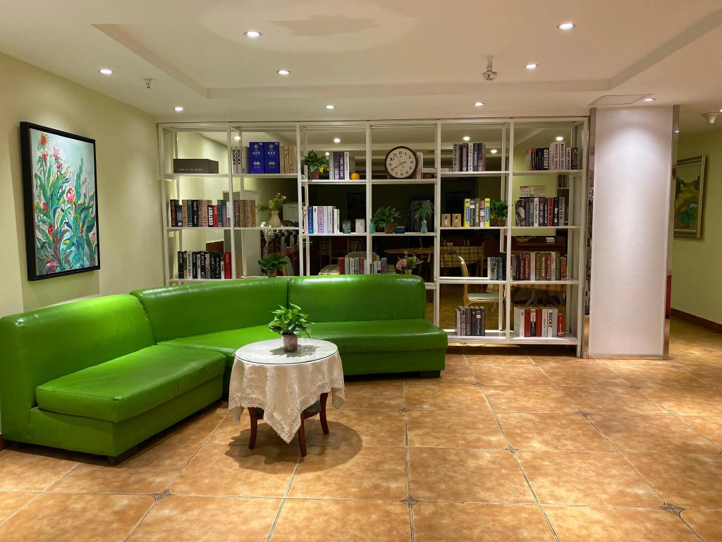 Elan Inn Zigong Wuxing Street