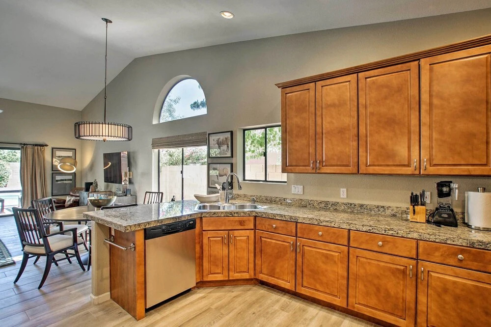 4 Mi to TPC Scottsdale: Family Home w/ Hot Tub!