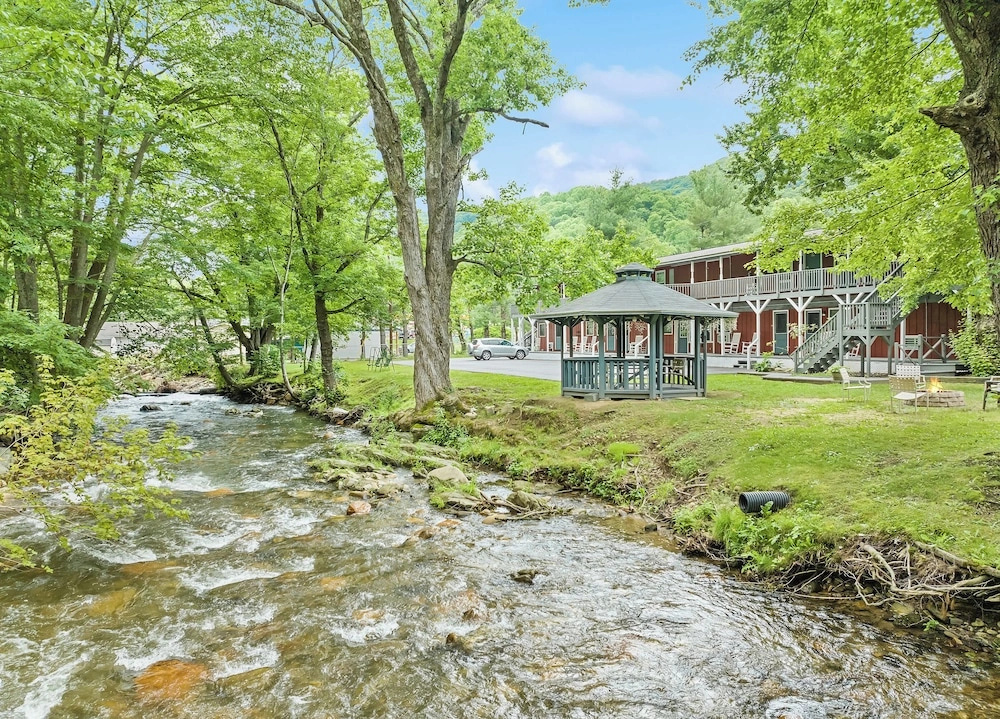 The Valley Inn