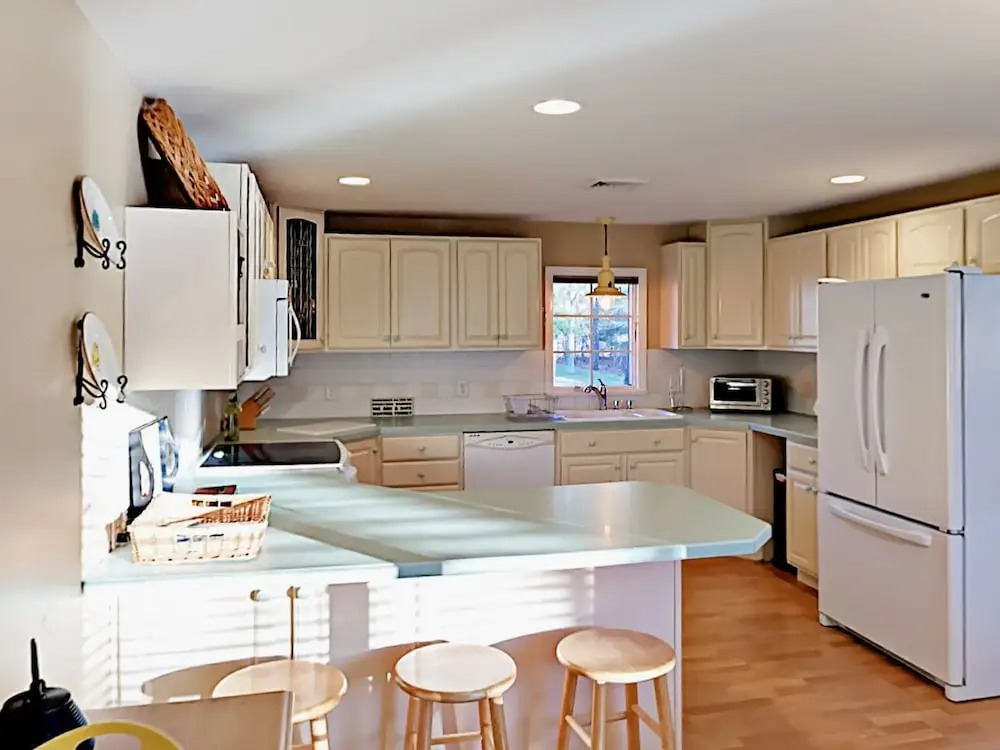 87 West Pond Rd Home 3 Bedrooms 2 Bathrooms Home