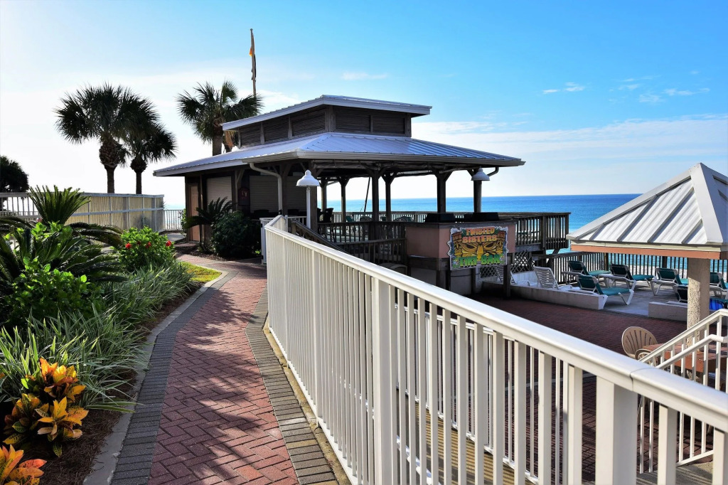 Palmetto Beachfront Hotel, a By The Sea Resort