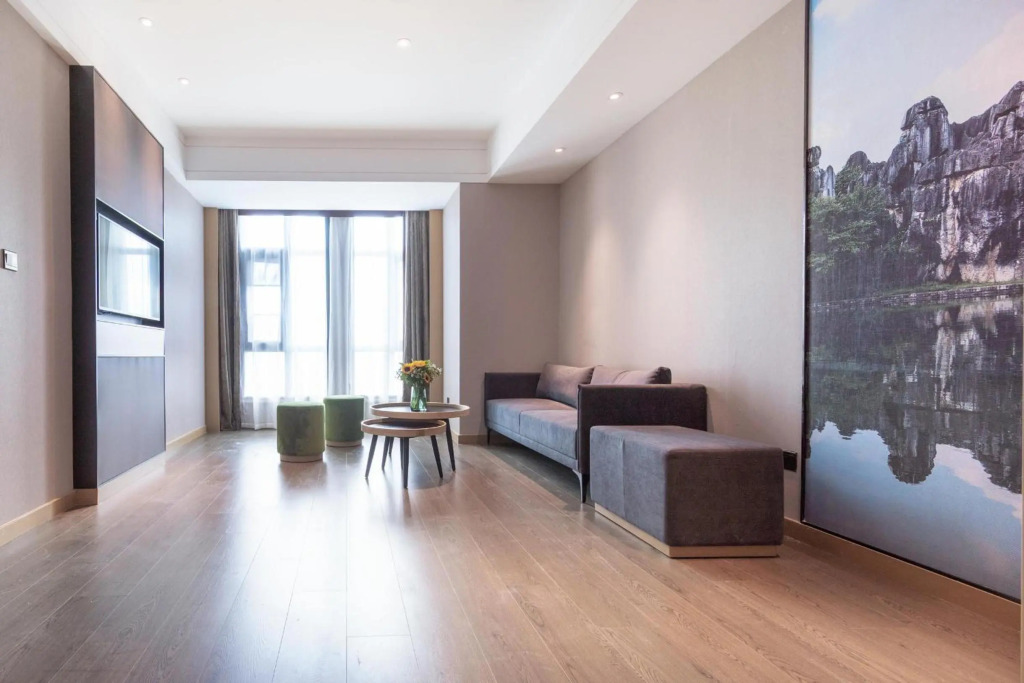 Atour Hotel Kunming Dianchi Daguan Park