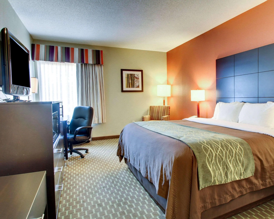 Comfort Inn Meridian - Bonita Lakes