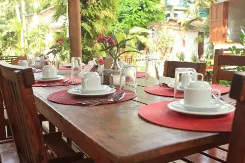 Canoa Hostel Suites