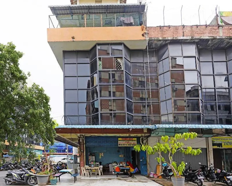 Hotel O Rafika Homestay SyariahNearTempat Makan Pagi Sore Nohil