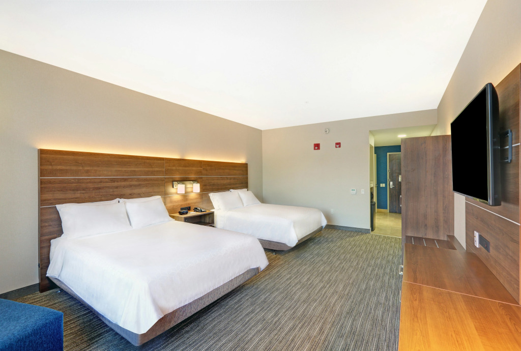 Holiday Inn Express & Suites - Woodstock, ON CANADA