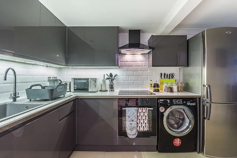 Magic Property Studio North End Road