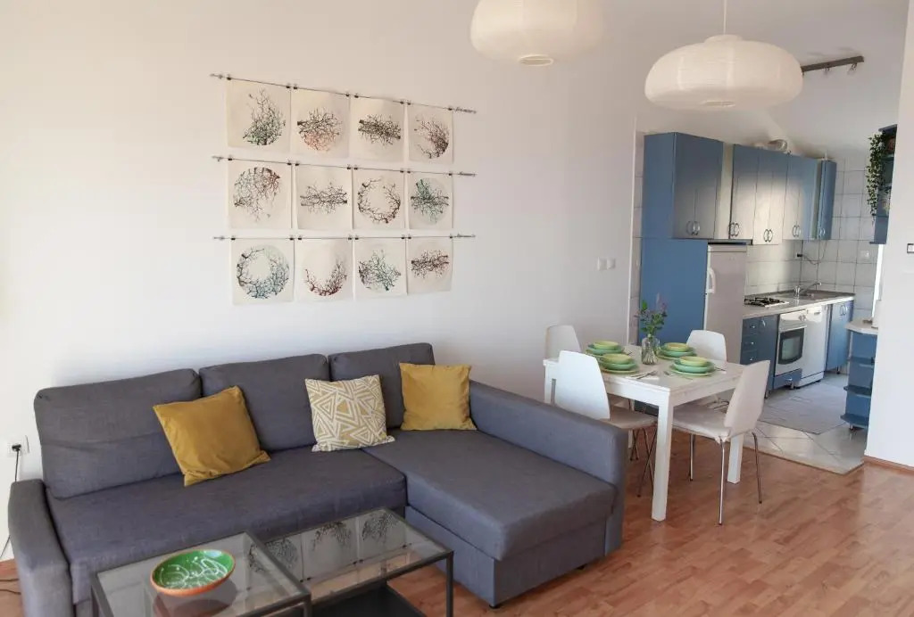 Apartment Iris