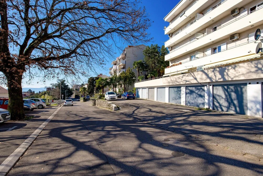 Stunning Apartment in Lovran With 1 Bedrooms and Wifi