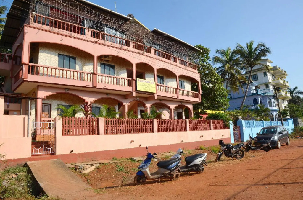Salson Ferns Nest Hotel