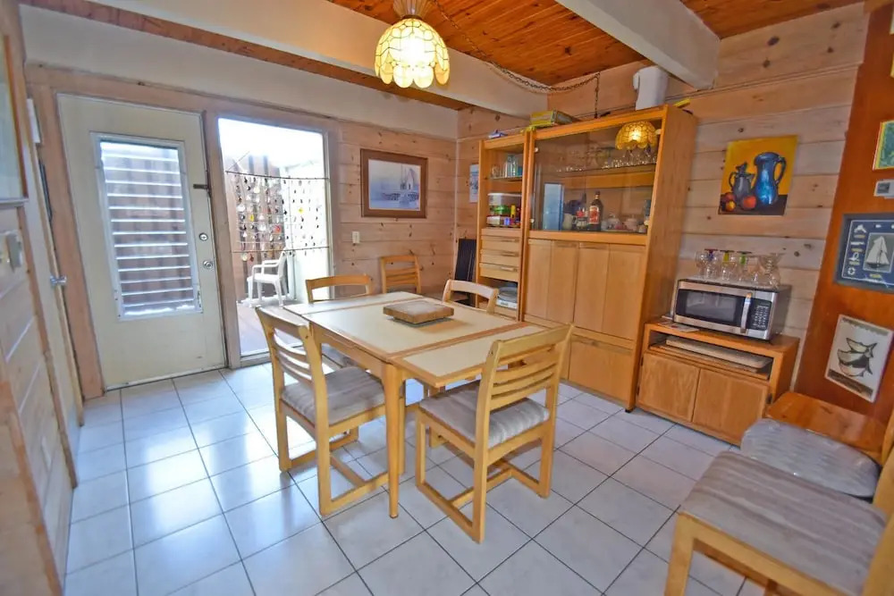 Beach Place North 18 - 5 Br Condo