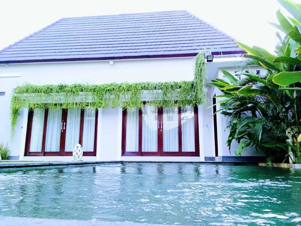 5 Bedrooms Legian and Seminyak Private Pool Villa