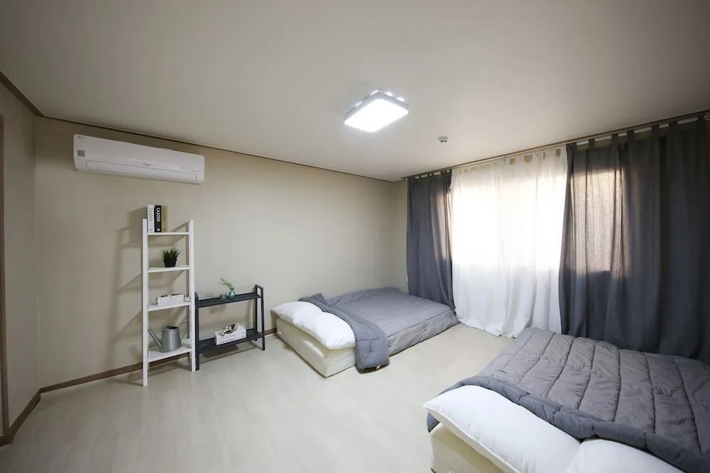 Mori House