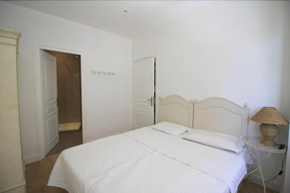 Nice Booking - Champagne