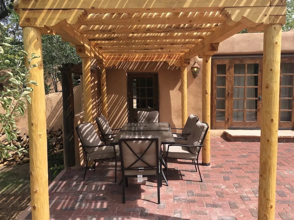 Hacienda Rose