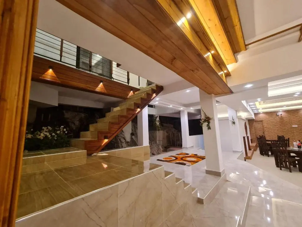 Top Rich Hotel Nuwara Eliya