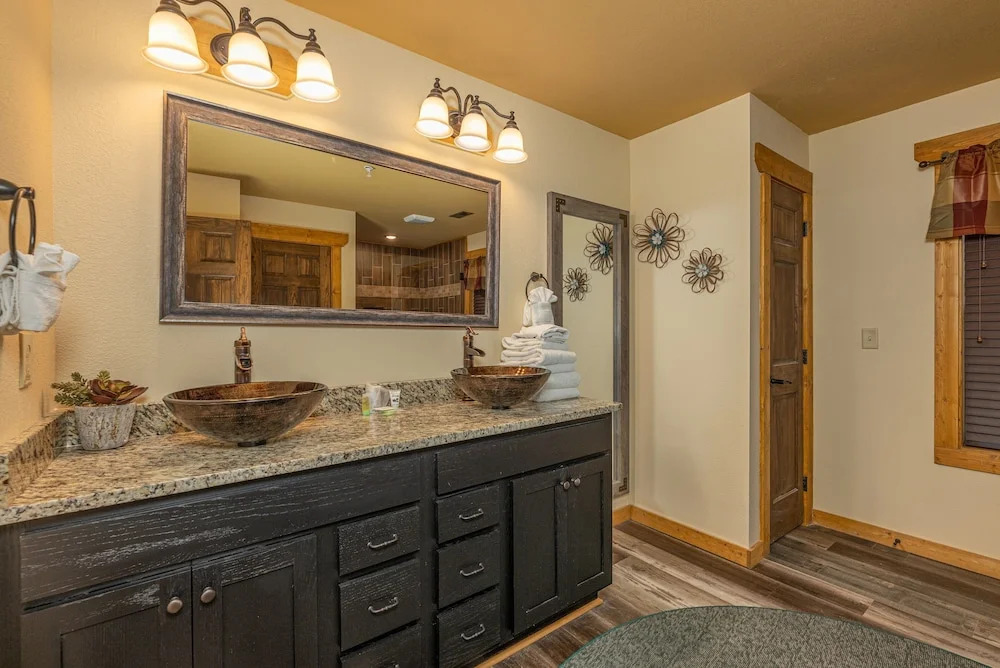 Eden Crest Vacation Rentals