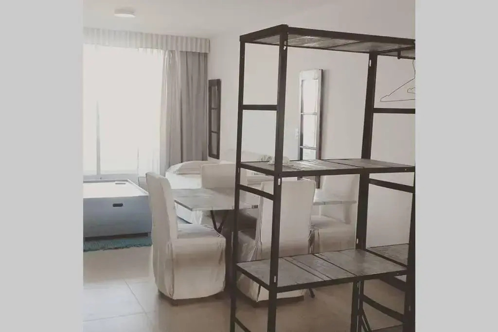 Estudio Dos Orillas