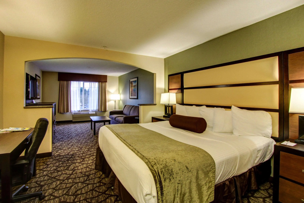 Best Western PLUS Vancouver Mall Drive