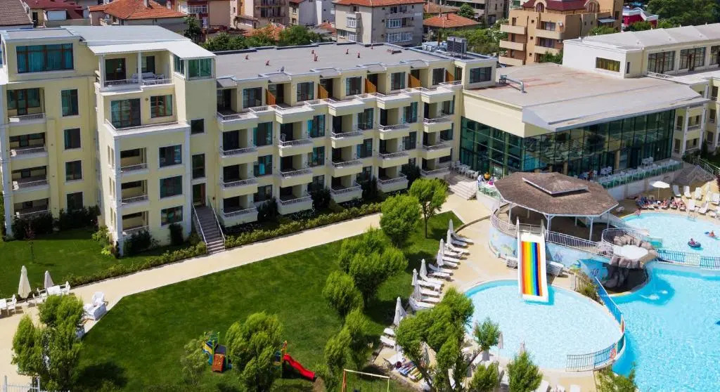 Hotel Perla Beach Club - All Inclusive