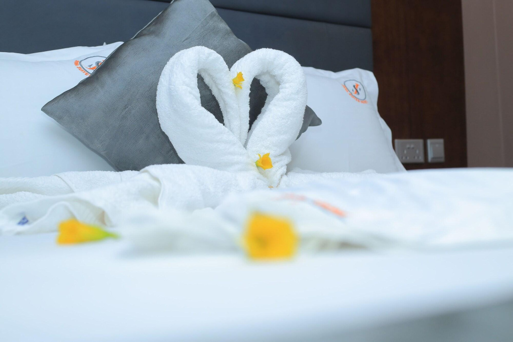 Jinna Suites Hotel