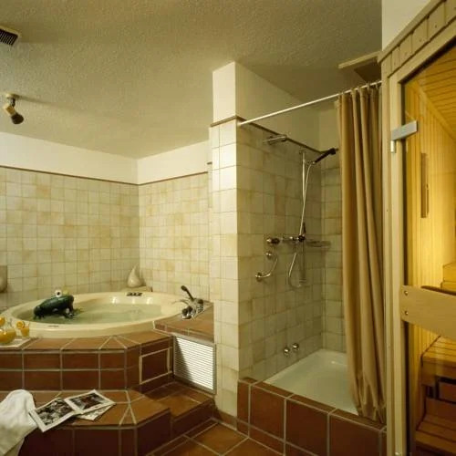 Hotel Piz Mitgel