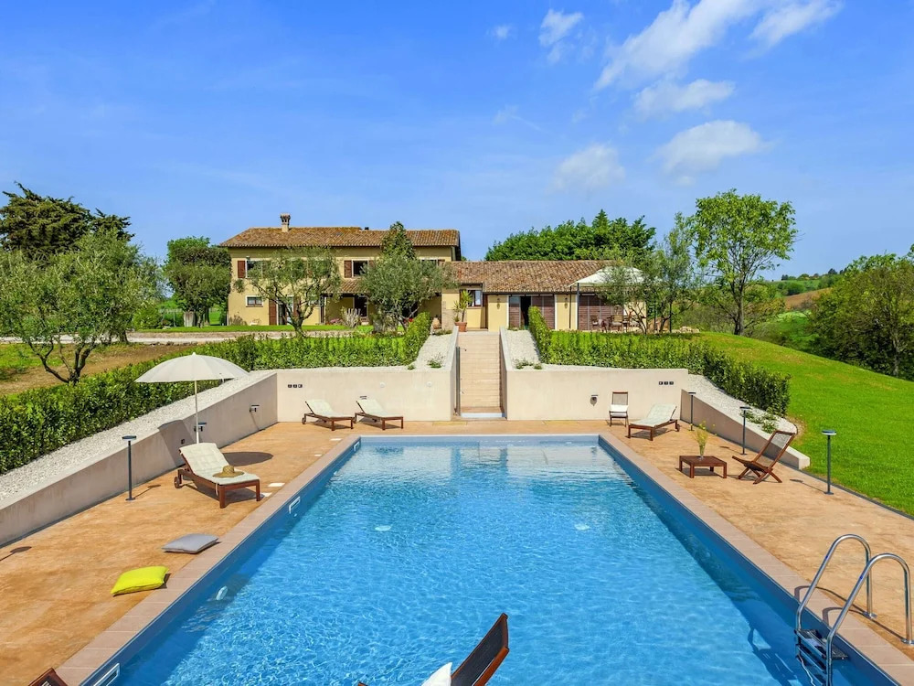 Beautiful Holiday Home With Covered Terrace