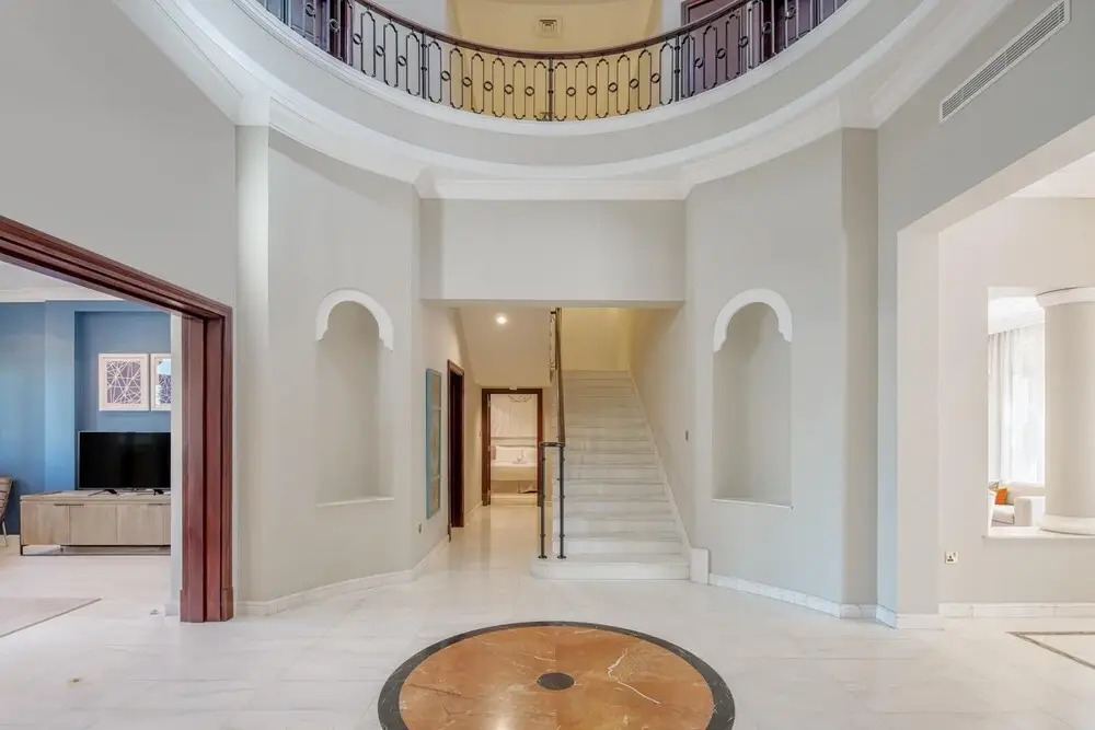 Prvt Pool Beach in Luxury Palm Jumeirah Villa