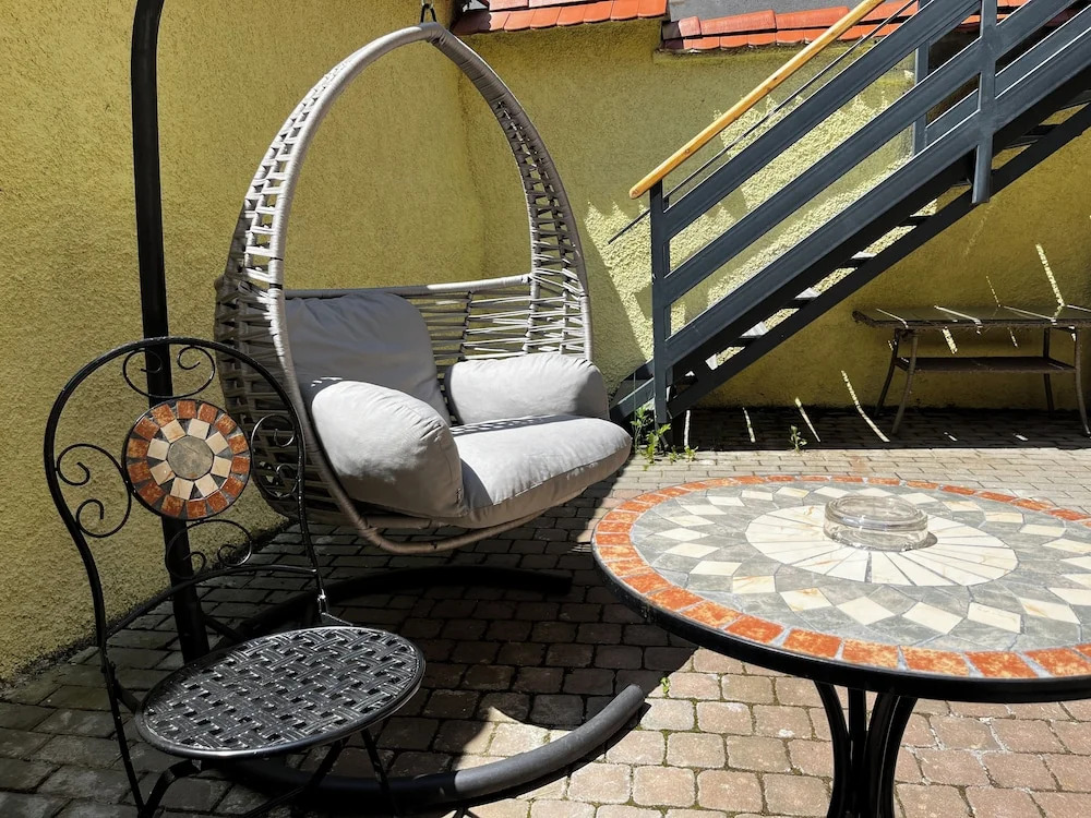 AKI GRAY Apartment